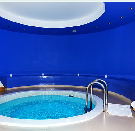 Entretien piscine Toulon jacuzzi