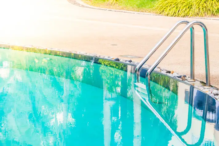 Entretien de Piscines Collectives et de Coproprit : Un Service Professionnel Cl en Main